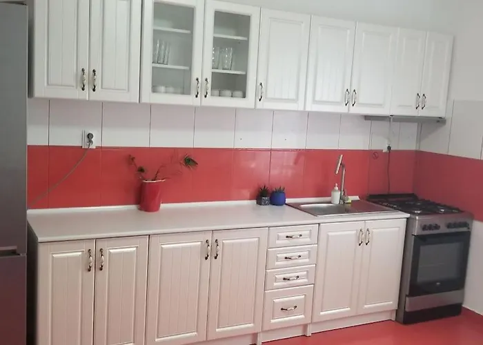 Casa Merilor I & Ii Вілла