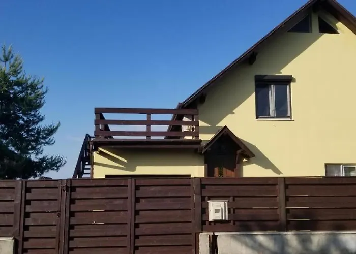 Casa Merilor I & Ii Villa Braşov